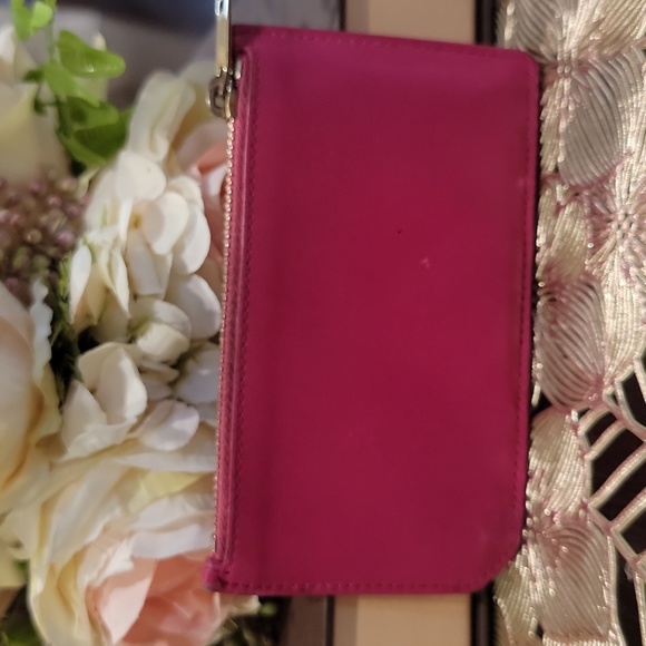 Authentic YSL wallet - Picture 2 of 9